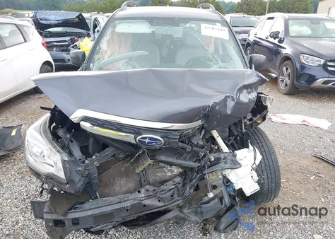 2018 Subaru Forester 2.5I from USA, damaged, VIN JF2SJABC3JH460826